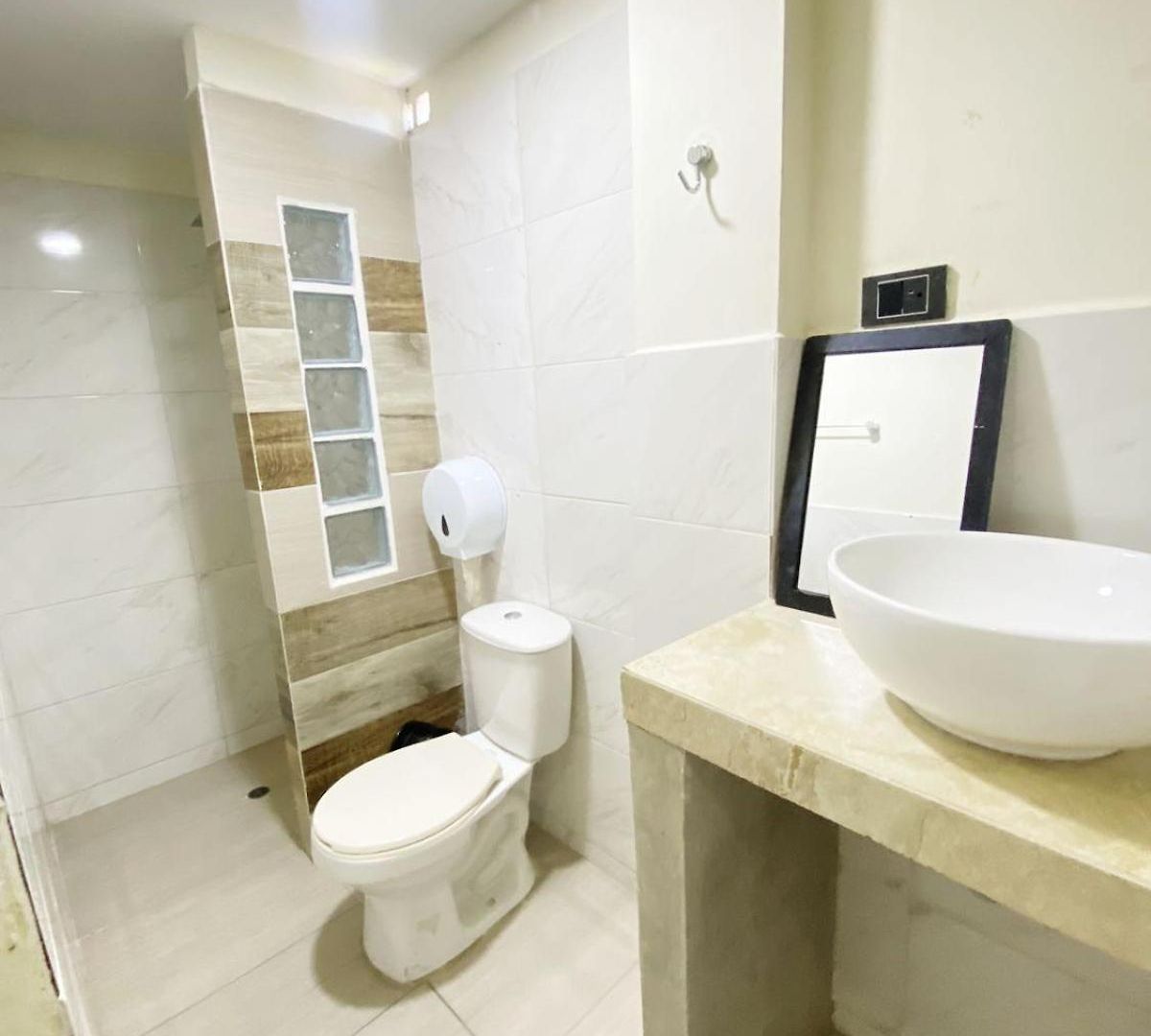 Neos Hotel *