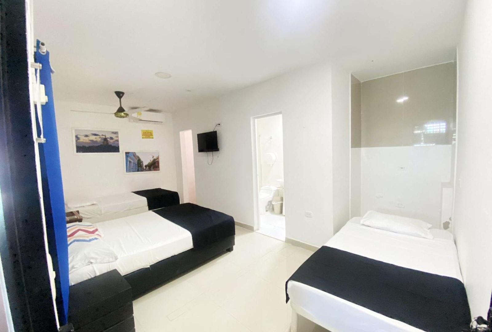 Hotel Neos