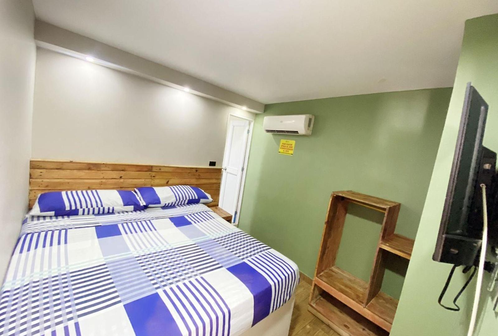 Hotel Neos *