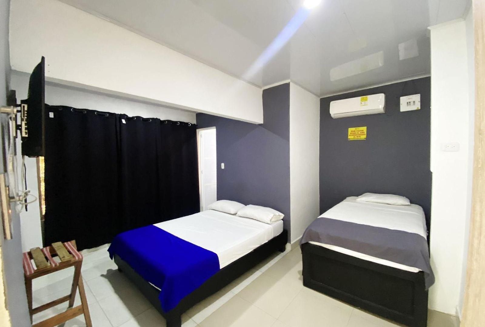 Hotel Neos *