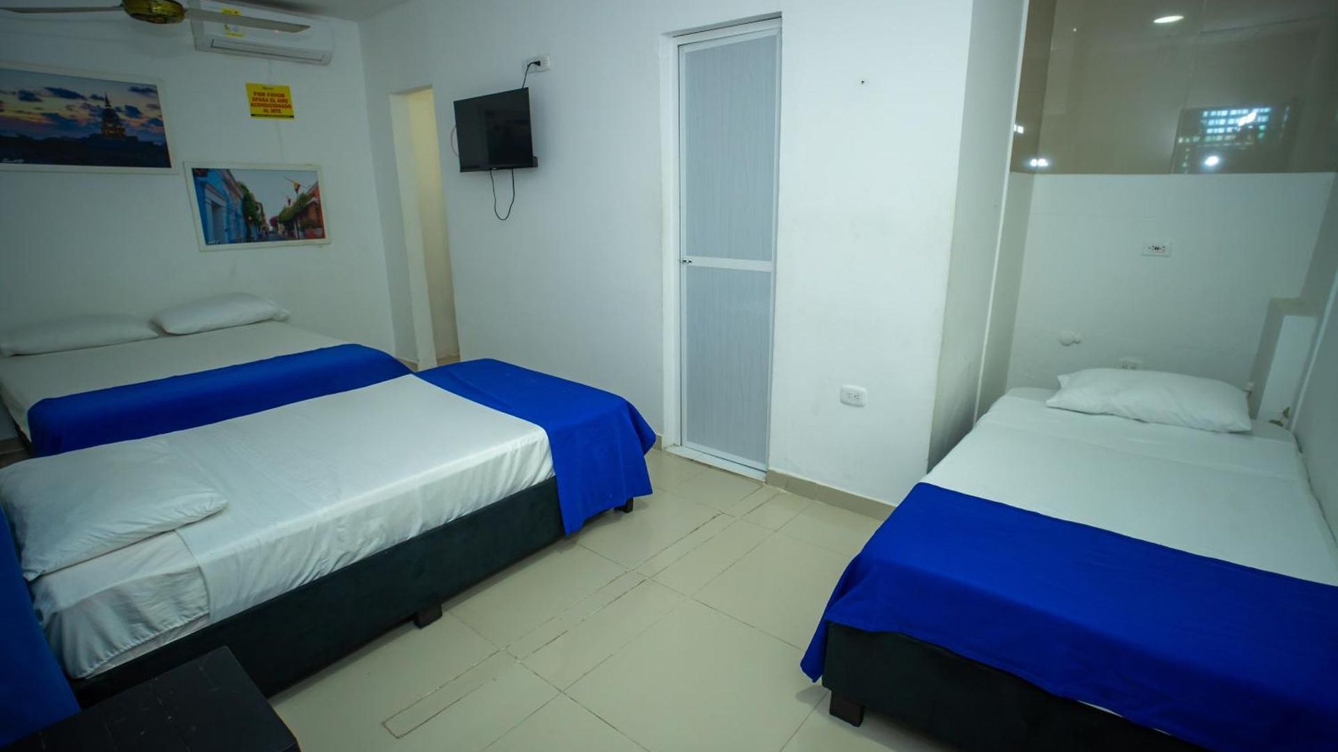 Neos Hotel *