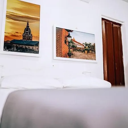 Neos Hotel