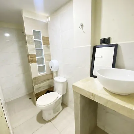 Neos Hotel *
